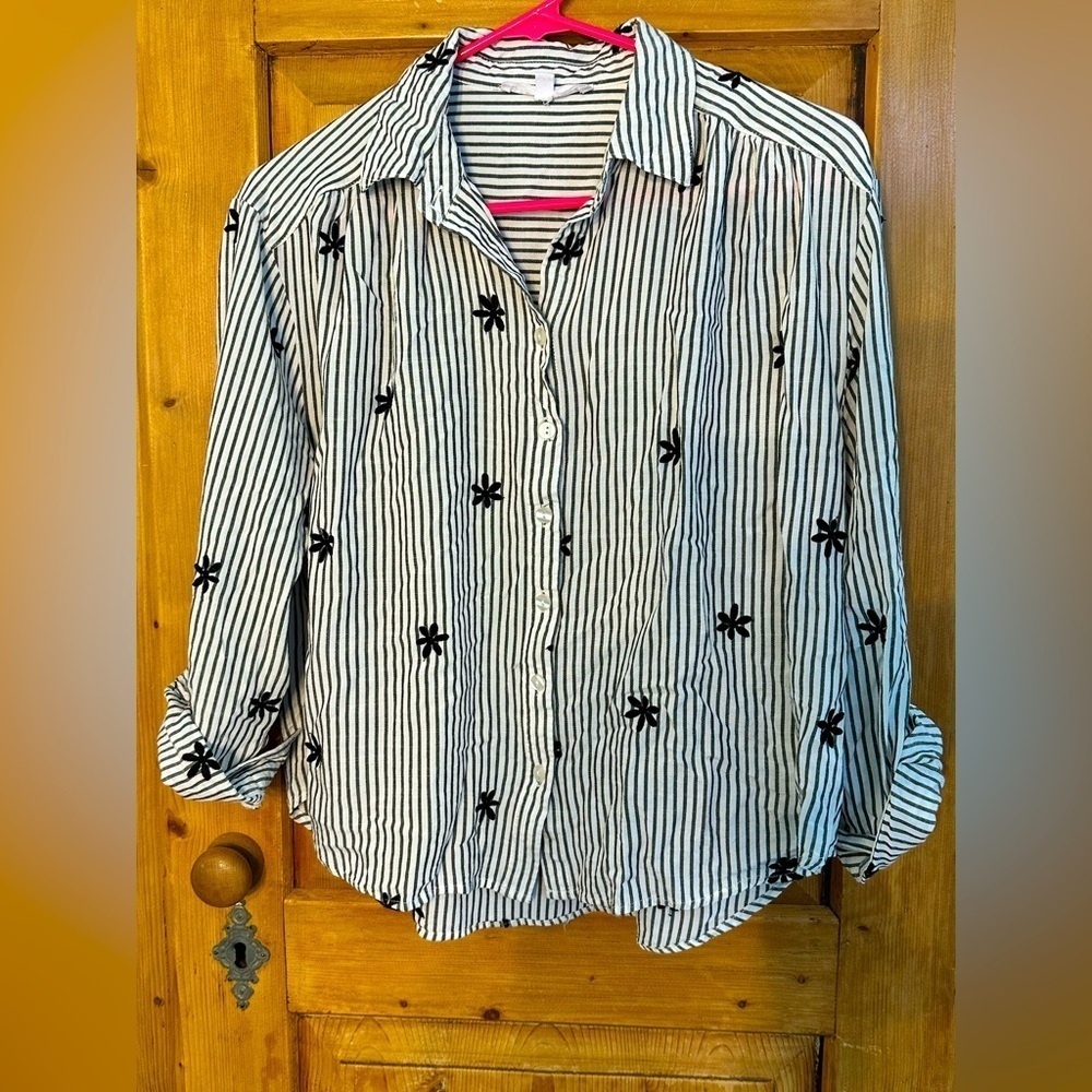 Jane + Delancey Black & White Striped Blouse Size Medium - Like New